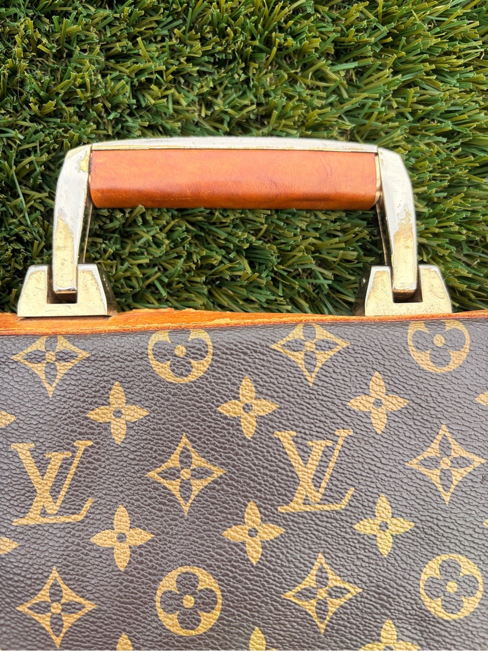 LV Brown Monogram Briefcase with Tan Leather Trim - Picture 3 of 16
